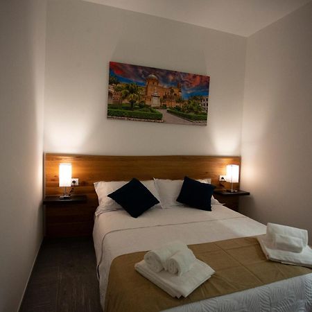 Dimora Les Folies Villa ปาแลร์โม ภายนอก รูปภาพ